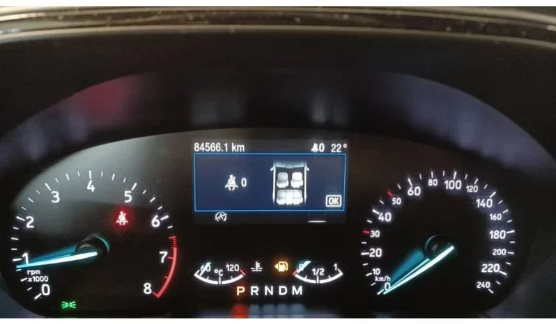 
								Ford Focus ST-Line Ecoboost full									