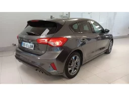 
										Ford Focus ST-Line Ecoboost full									