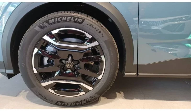 
								Peugeot E-3008 Allure full									