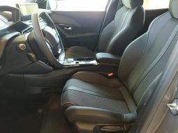 
										Peugeot E-2008 GT full									