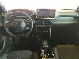 
										Peugeot E-2008 GT full									