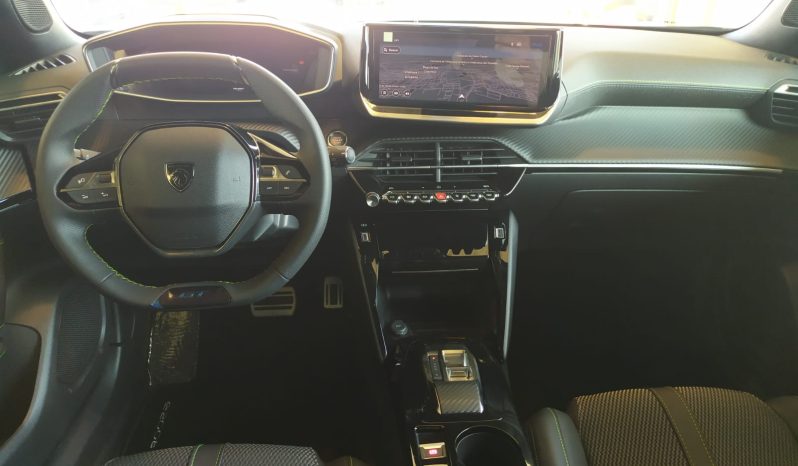 
								Peugeot E-2008 GT full									