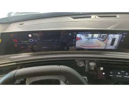 
										Peugeot E-3008 Allure full									