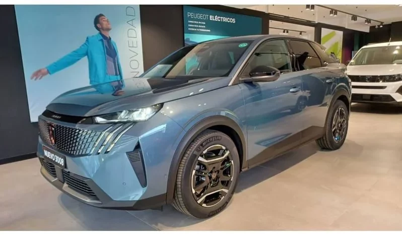 
								Peugeot E-3008 Allure full									