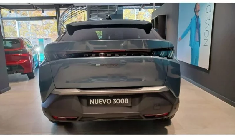 
								Peugeot E-3008 Allure full									