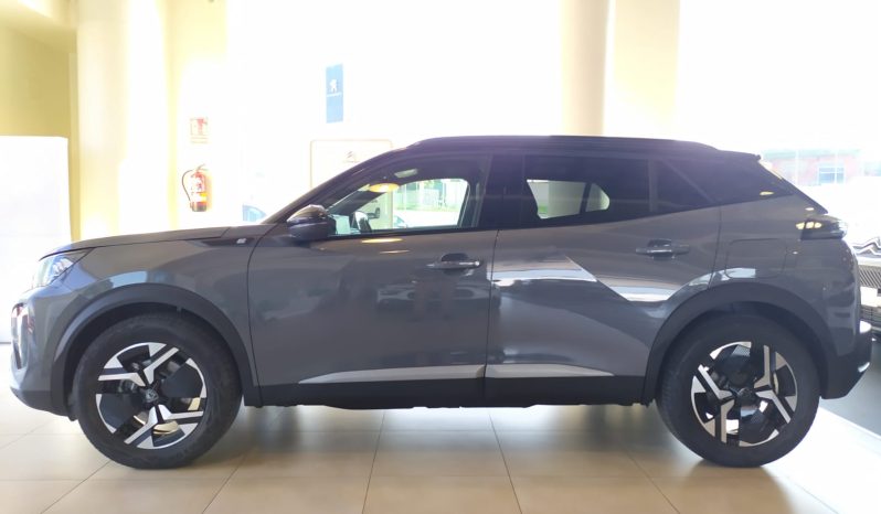 
								Peugeot E-2008 GT full									