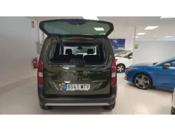 
										Peugeot Rifter GT HDI full									