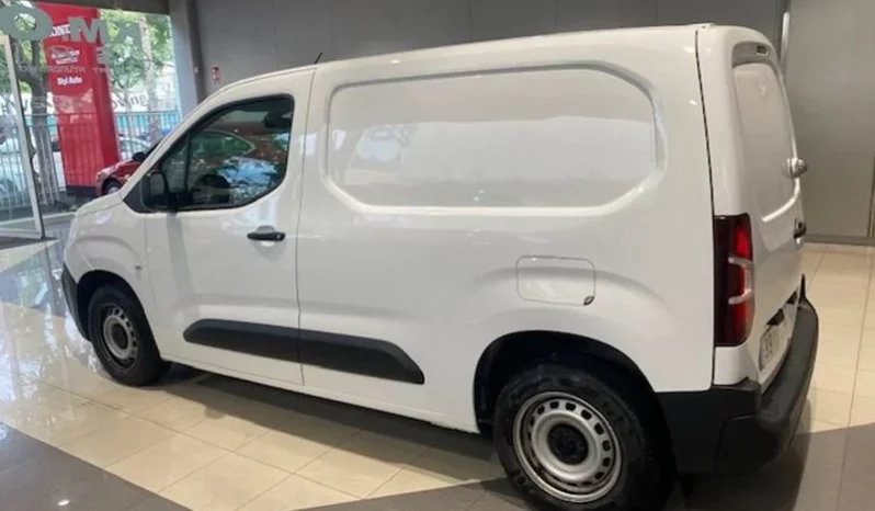 
								Peugeot Partner Furgon 600kg Estandar full									