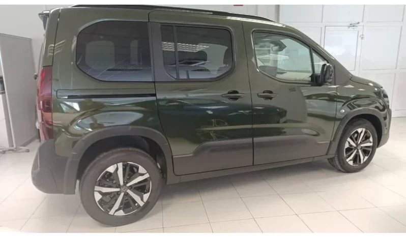 
								Peugeot Rifter GT HDI full									