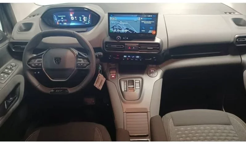 
								Peugeot Rifter GT HDI full									